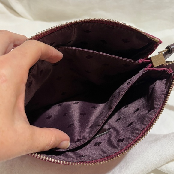 Kate Spade NY Pink Triple Gusset Nylon/Leather Crossbody bag 9.5 X 4 X 7 NWOT - Picture 9 of 16